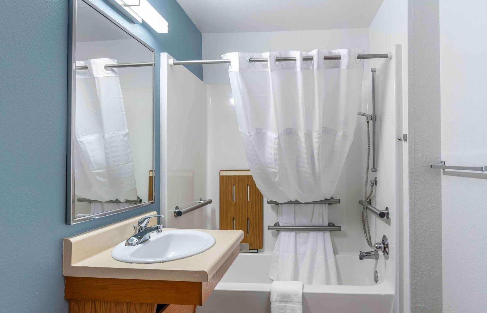 Extended Stay America Select Suites - Louisville - South Lynnview Esterno foto